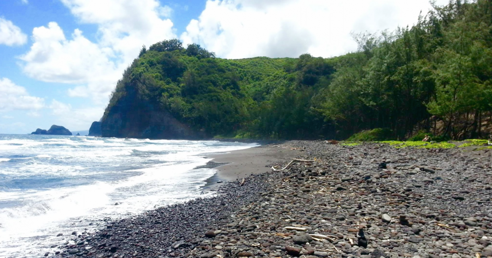 Pololu Valley Black Sand Beach