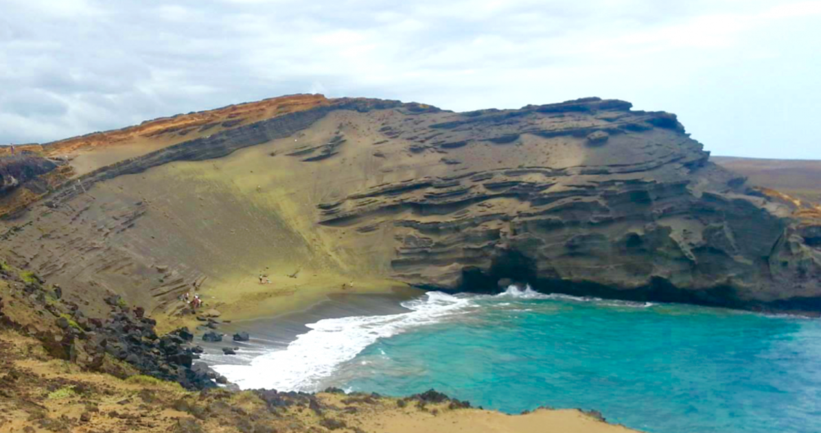 papakolea green sand beach