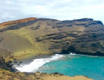 papakolea green sand beach